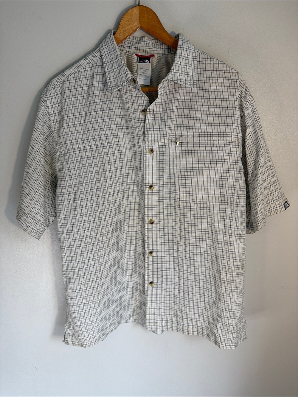 North Face Men’s Plaid Button Down, Medium